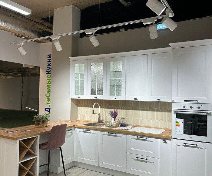 г. Санкт- Петербург, ул. Фучика, д. 9, ТЦ "Кубатура", 2 этаж